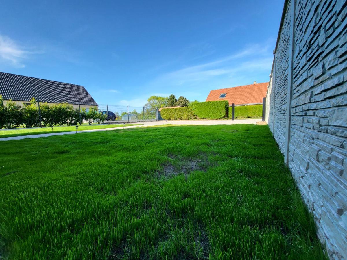 La Maison Des Vacances 8 Personnes Ghyvelde Exteriér fotografie